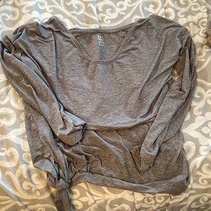 GAP loose workout or yoga shirt. Can be worn off the shoulder